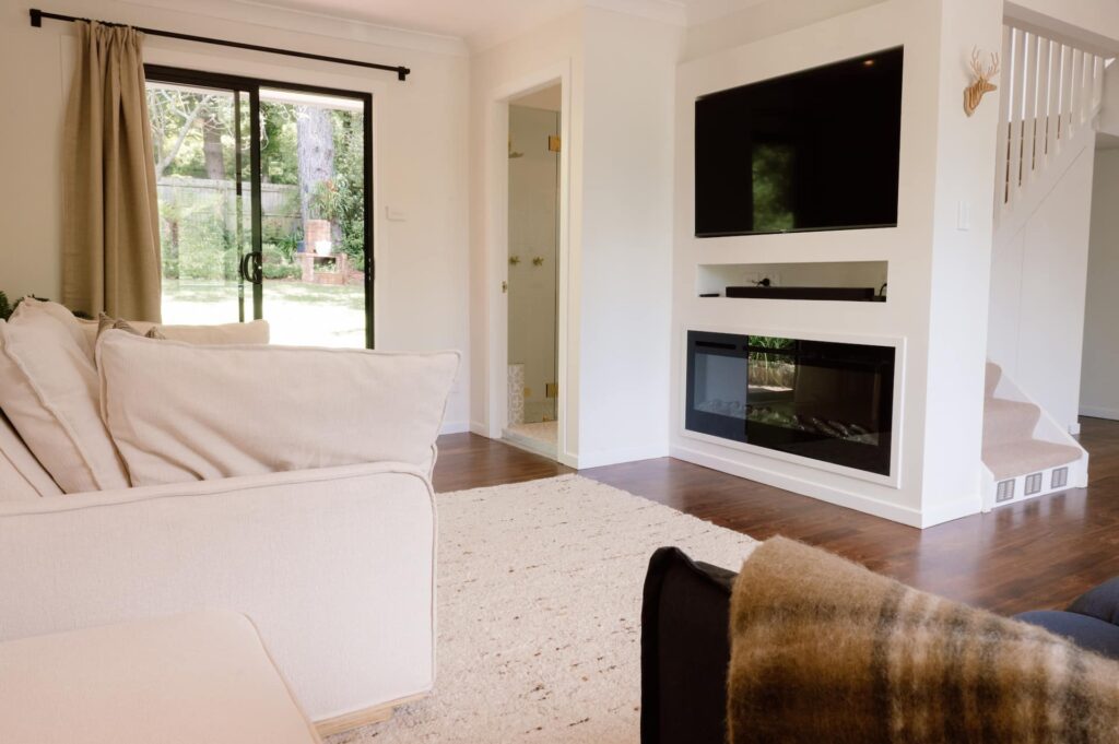 Basecamp Lodge, Leura - Blue Mountains accommodation
