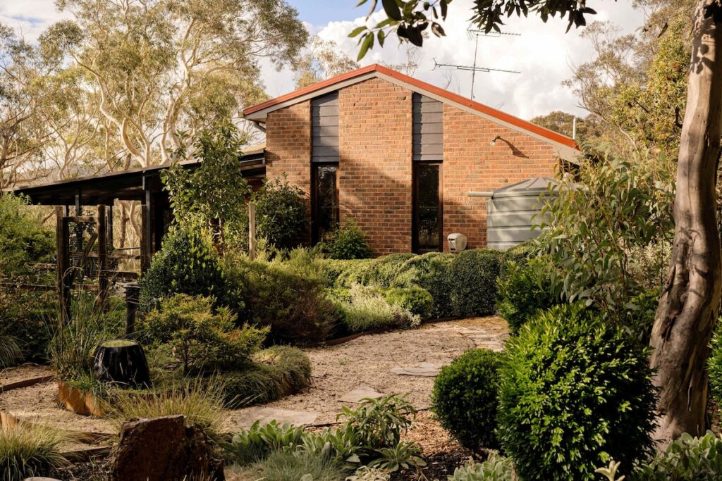 Halcyon House